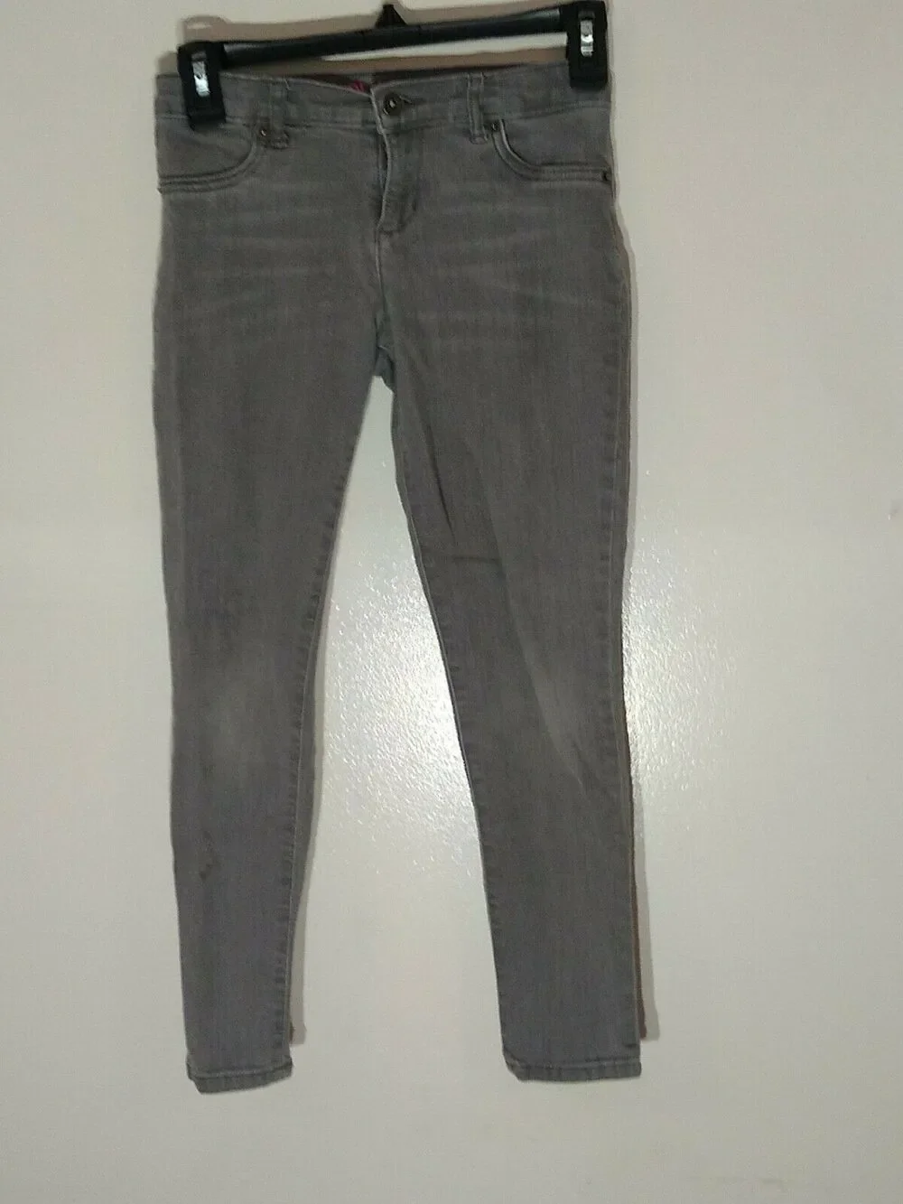The Children's Place girls Lite Grey leggings/jeggings. Size 10 P3